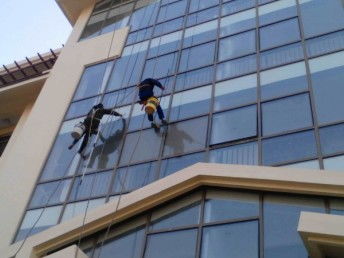 廣州增城樓盤開荒保潔服務 全面清潔與專業(yè)維護解決方案